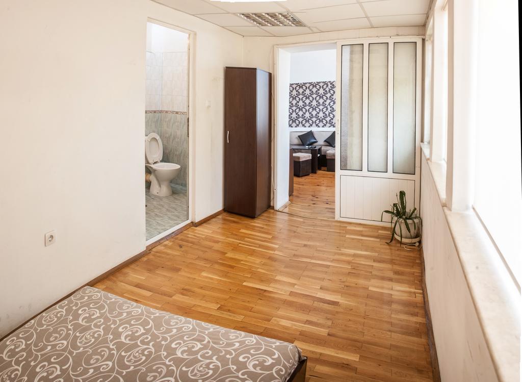 Sofia Central Guest Rooms Room photo